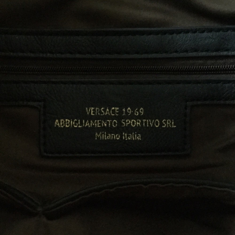Versace 19.69 Quilted Drawstring Bag - Picture 7 of 8